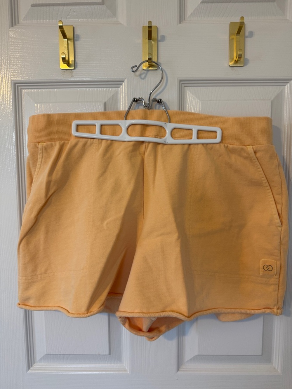 Calia Peach Athletic Shorts with Elastic Waistband
